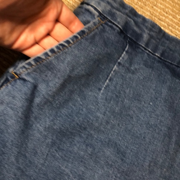 F21 Denim Mini Skirt with Pockets - Picture 2 of 3